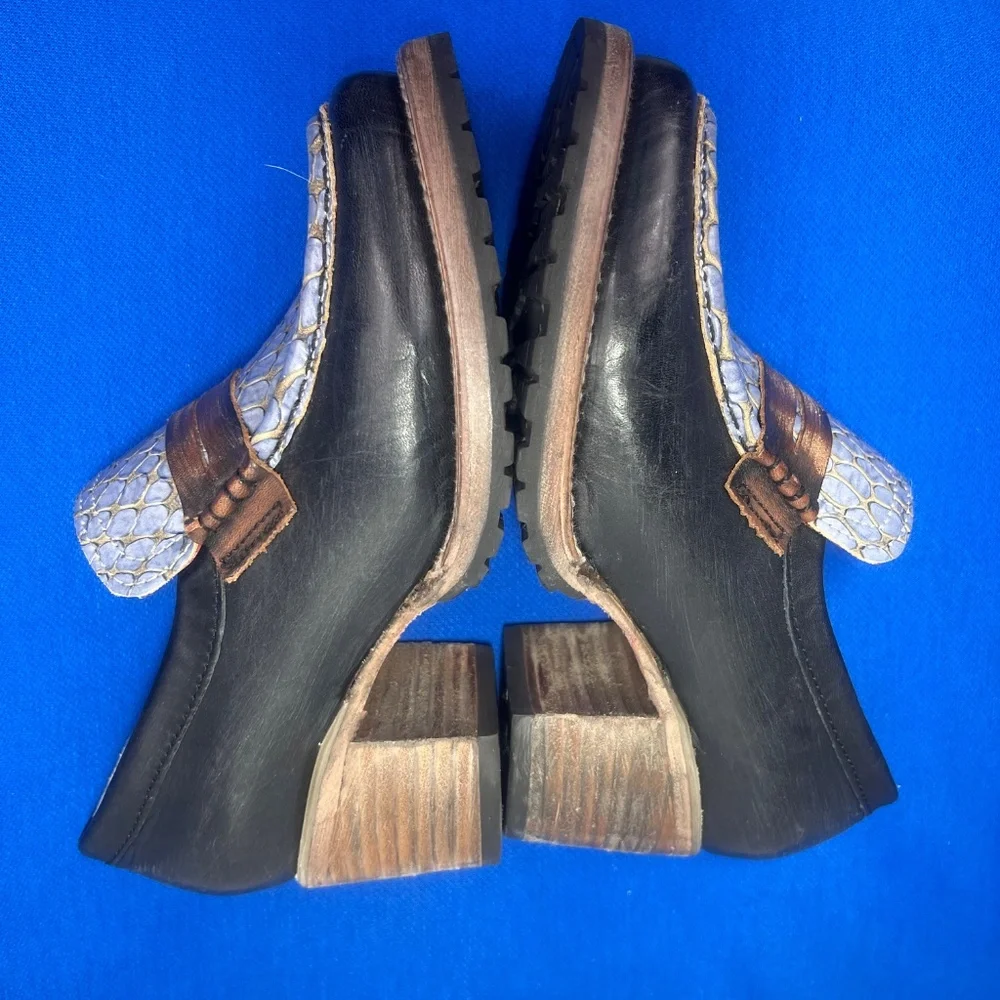 🦅|•FREEBIRD BY STEVEN•| BRISTOL Navy Blue Croc 2 1/4 Inch Heeled Loafer